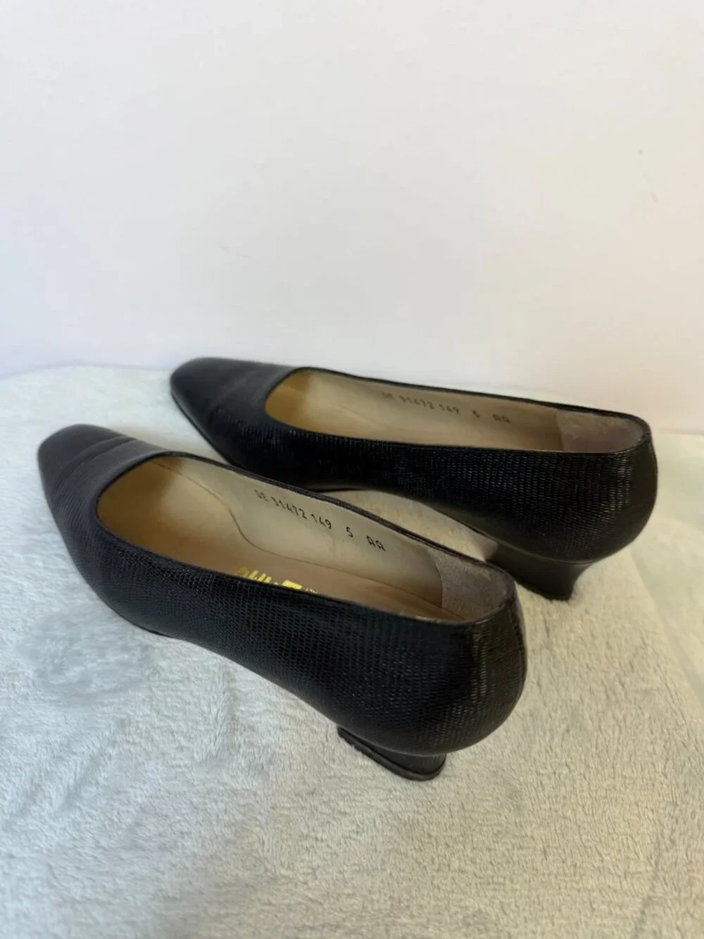 SALVATORE FERRAGAMO Classic Pumps 1.5